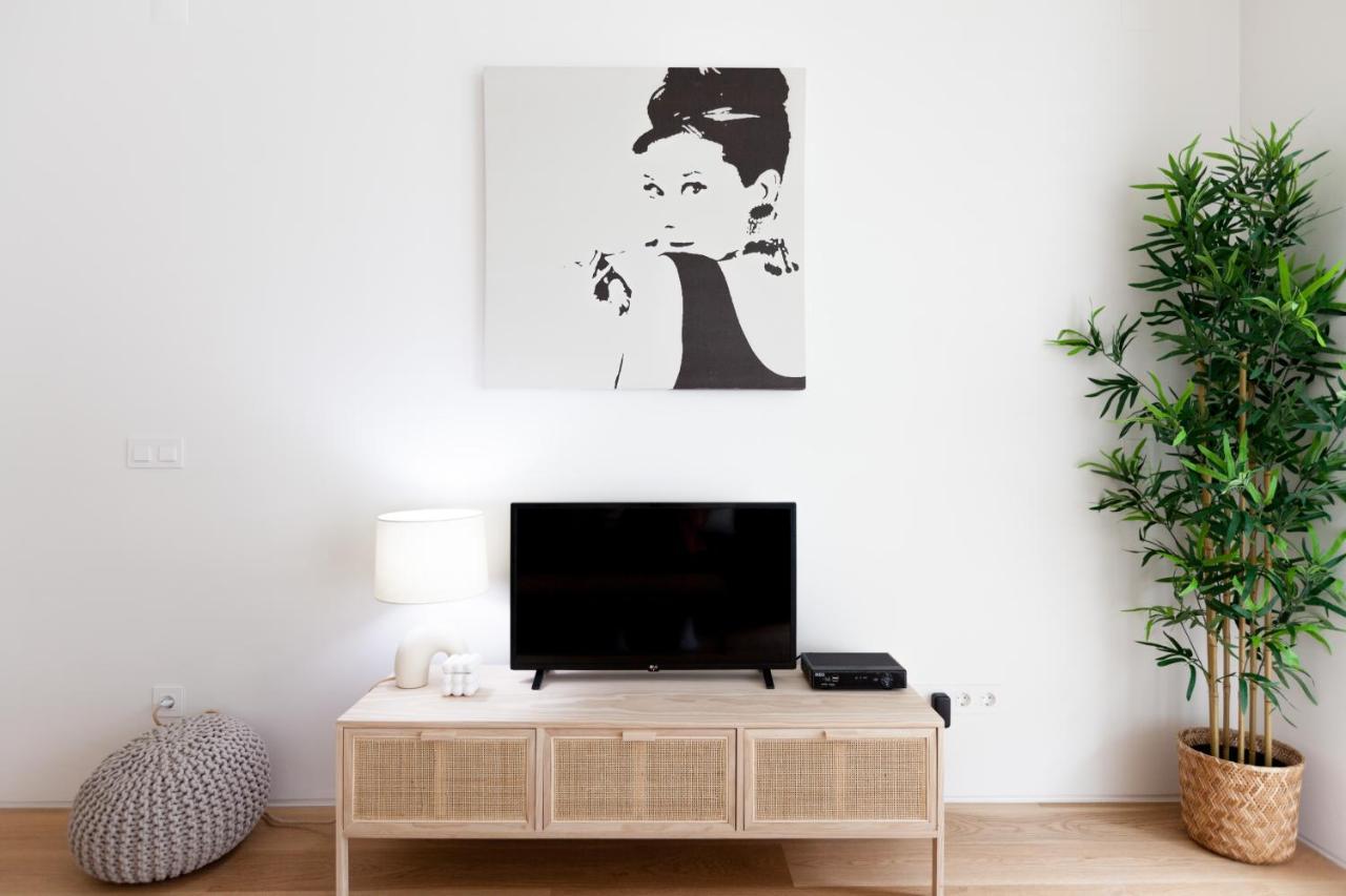 Flh Amoreiras Wood Design Flat *